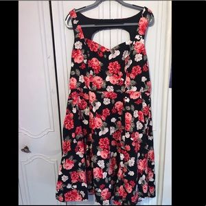 Torrid size 18 black and floral sweetheart dress